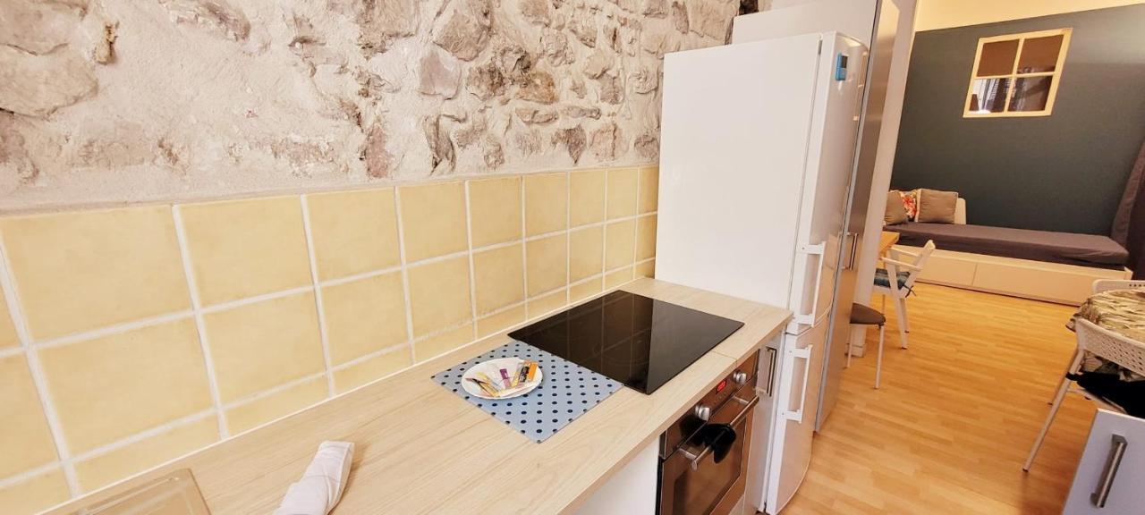 Charming Cosy Apt Near The Rhone Διαμέρισμα Αβινιόν Εξωτερικό φωτογραφία
